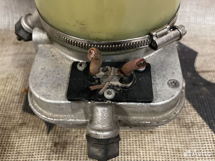 Насос гидроусилителя эгур Opel Astra H 93179568