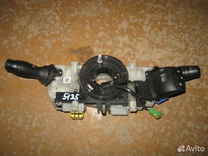 Переключатель подрулевой Renault Megane 3
