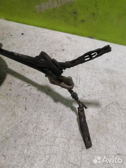 Трос стояночного тормоза Форд Фокус 2