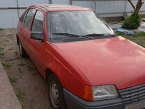 Opel Kadett 1.3 MT, 1988, битый, 74 396 км, с пробегом, цена 80 000 руб.