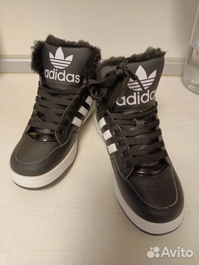 Кроссовки детские adidas 37