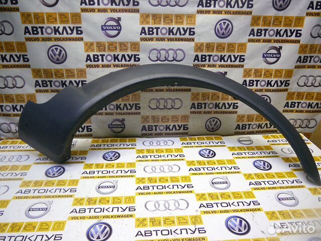 Накладка на крыло переднее правое Вольво XC70 3067