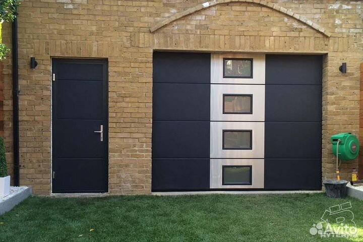 Секционные ворота