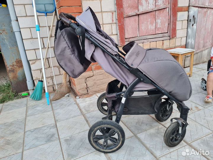 Прогулочная коляска bubago cross air