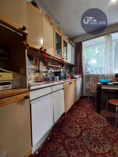 Комната 33 м² в 5-к., 1/5 эт.