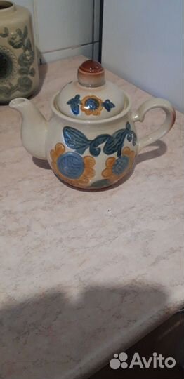 Керамика,заварочный чайник,подсвечник, крышка