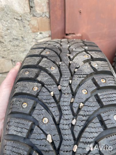 Pirelli Formula Ice 185/60 R15