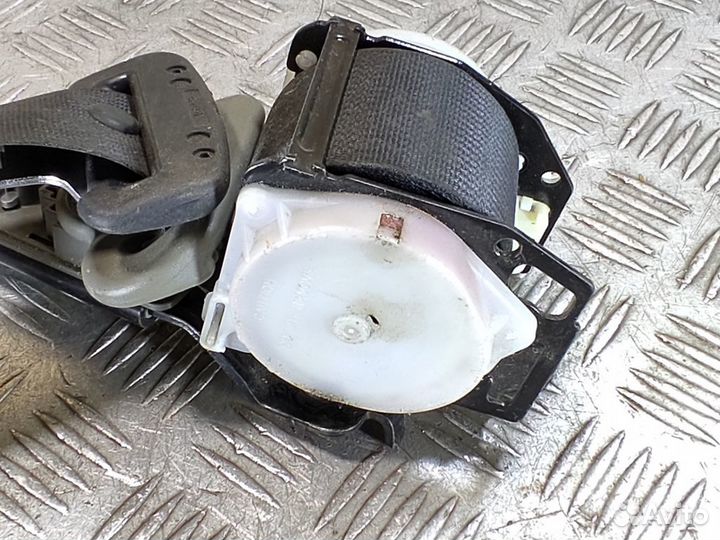 Ремень безопасности задний правый Nissan Murano z5