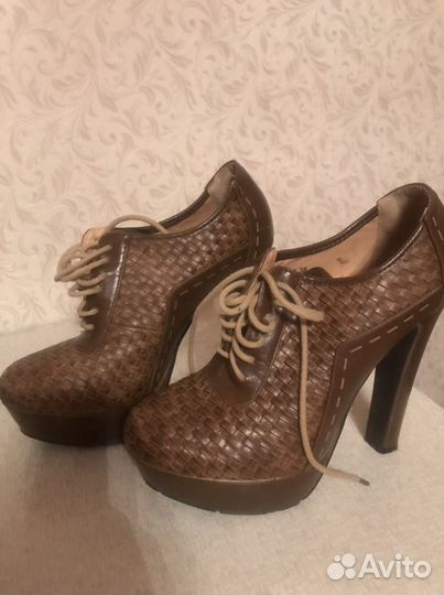 Полуботинки