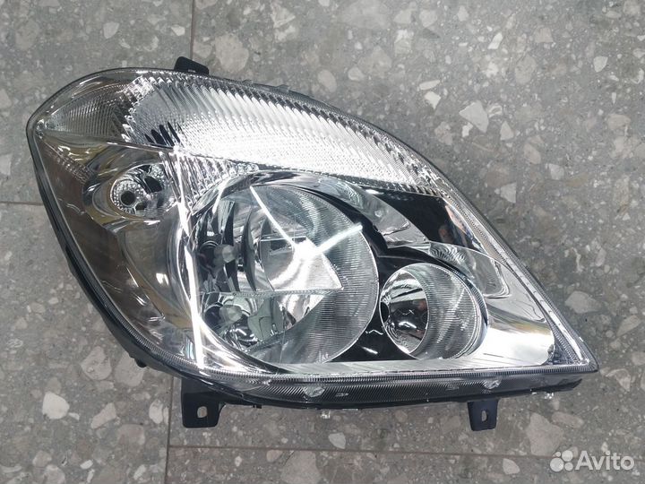 Фара MB W906 R,L левая и правая