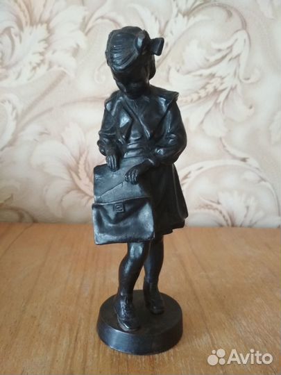 Чугунные статуэтки времен СССР
