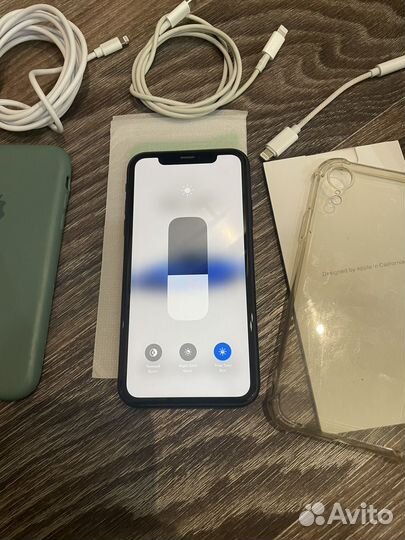 Продам iPhone XR 64 GB Black