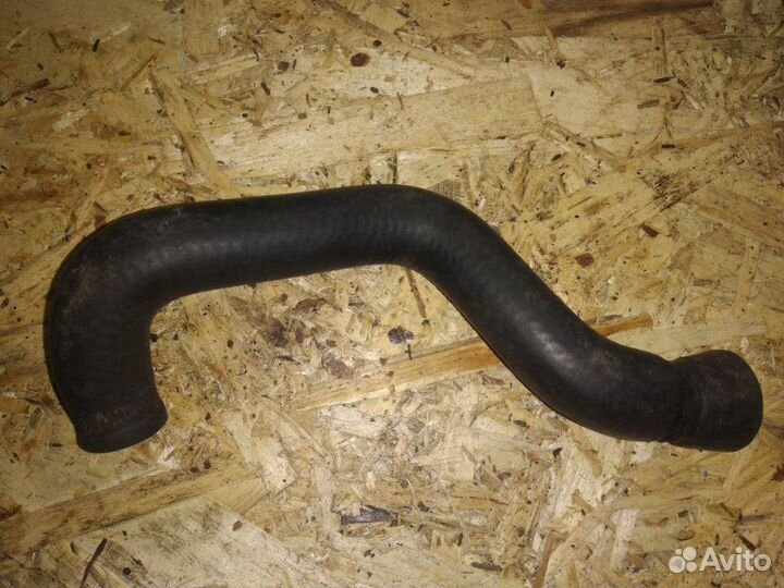 Патрубок системы охлаждения Mercedes Sprinter 903