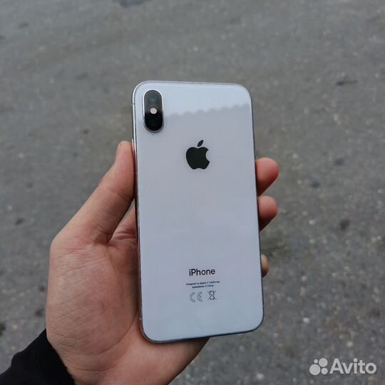 iPhone X, 256 ГБ