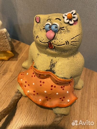 Статуатка, копилка