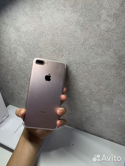 Телефон iPhone 7 plus 32gb