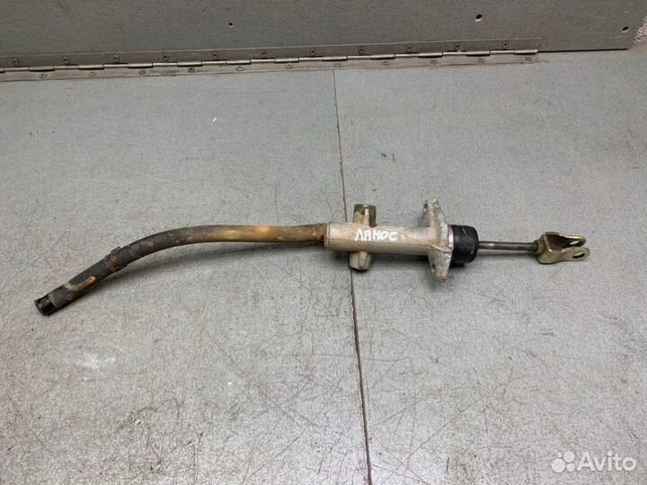 Главный цилиндр сцепления Chevrolet Lanos седан