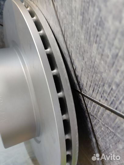 Детали тормозной системы BMW F30 320iXdrive