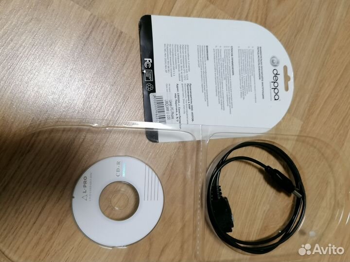 Кабель iPod nano Шнур PC-Phone ubiqam U-100