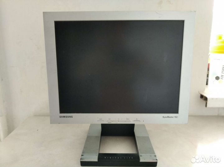 Монитор Samsung syncmaster 152t