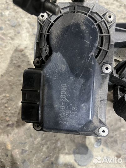 Коллектор и дросельная заслонка 2az fse