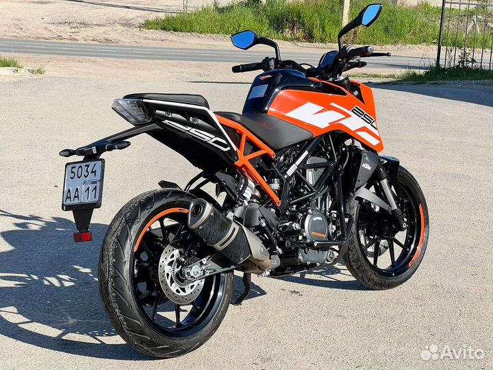 KTM Duke 250