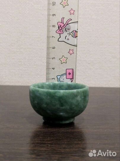 Пиалы / рюмки /чаши из нефрита