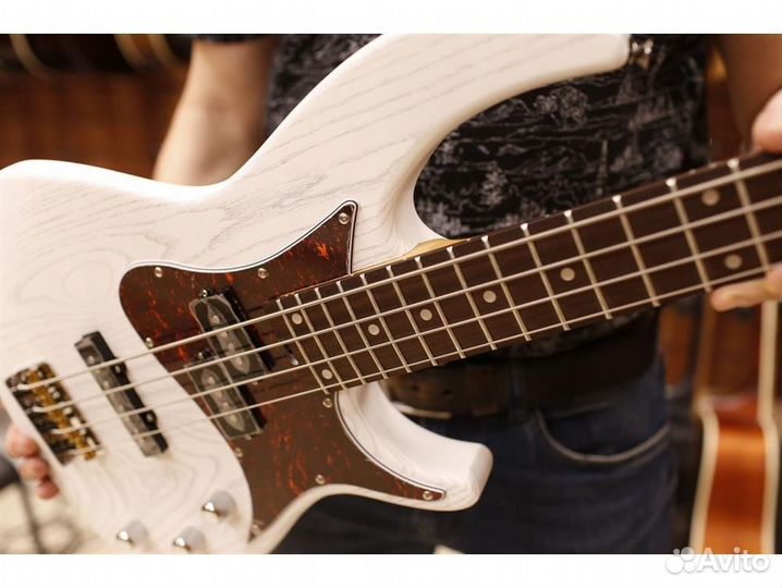 Aria 313-MK2 opwh бас гитара, цвет белый