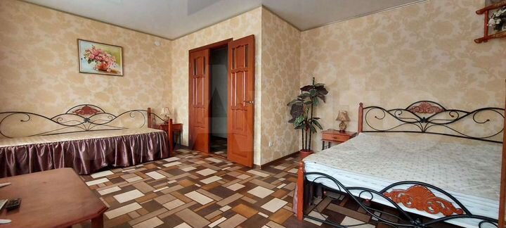 2-к. квартира, 70 м², 2/3 эт.