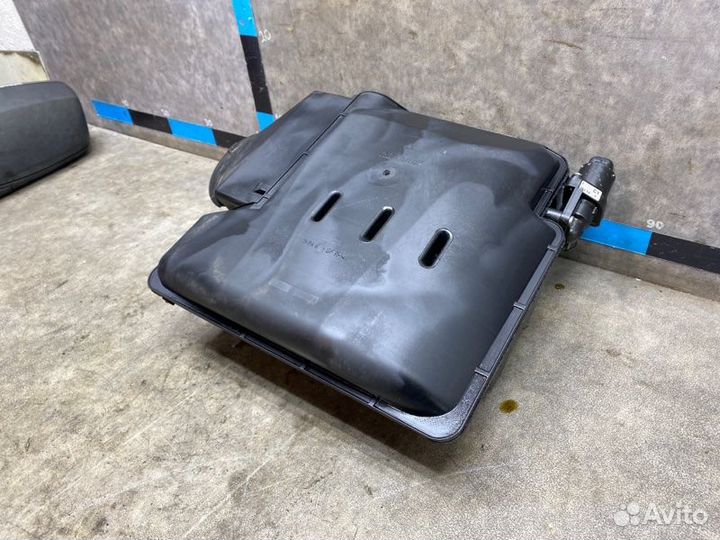 Корпус воздушного фильтра Renault Duster 1 1.6