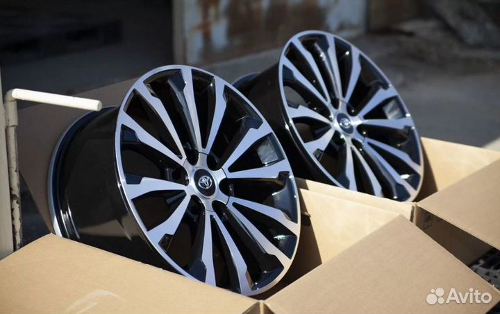 Диски литые V-4BMF R18 6*139.7 на Toyota Prado