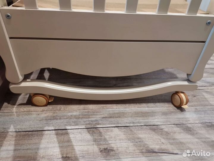 Детская кроватка-качалка Гандылян Шарлотта