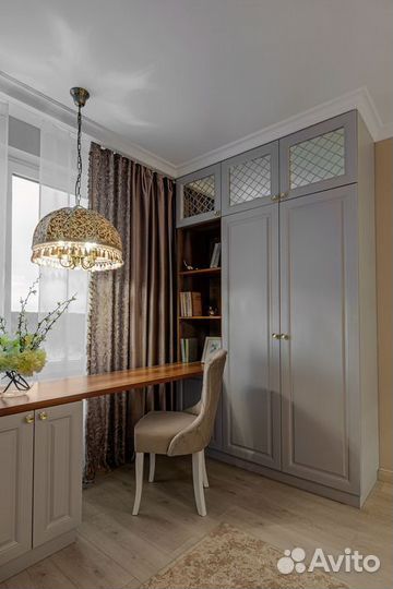 Рабочая зона у окна на заказ