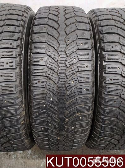 Bridgestone Blizzak Spike-01 235/65 R17 107U