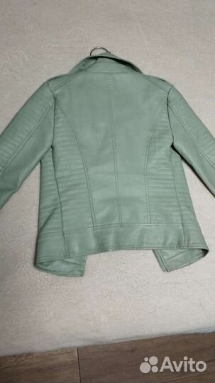 Куртка на девочку