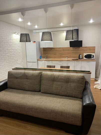 2-к. квартира, 64 м², 1/6 эт.