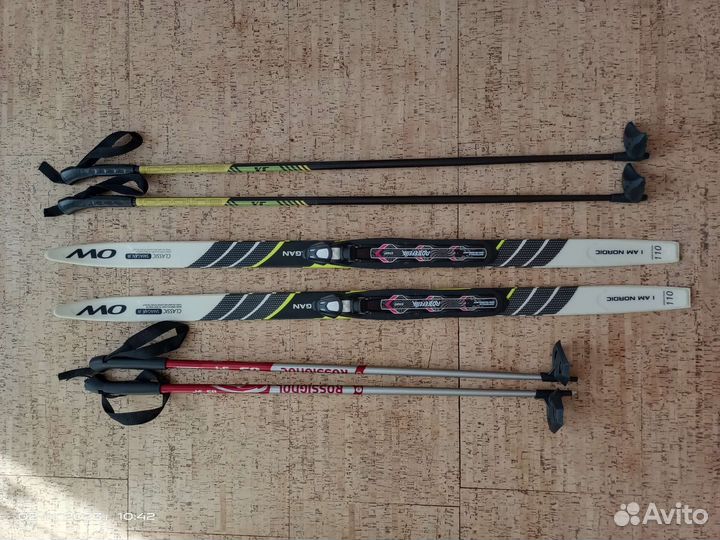 Детские беговые лыжи и палки