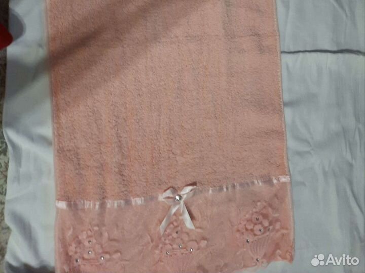 Махровые полотенца новые