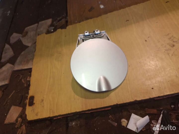 Лючок бензобака ситроен с 3 2008 год