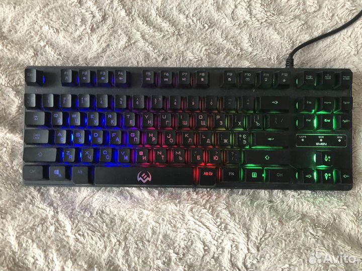 Игровая клавиатура с подсветкой sven kb-G7400