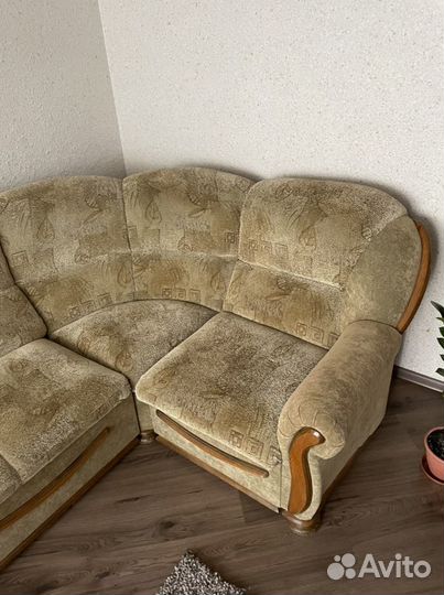 Диван угловой