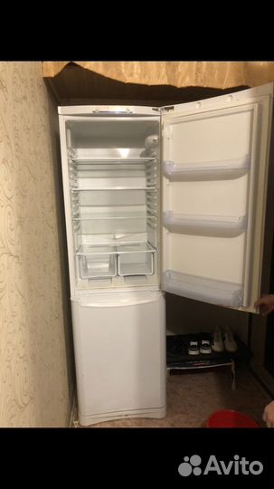 Холодильник