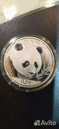 Панда 10 юань 31.1 серебра 999 проба