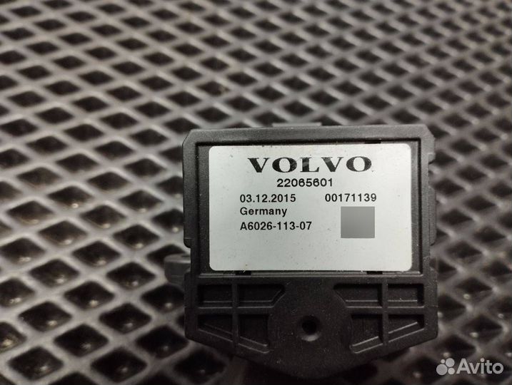 Переключатель подрулевой Volvo FH4 22860391