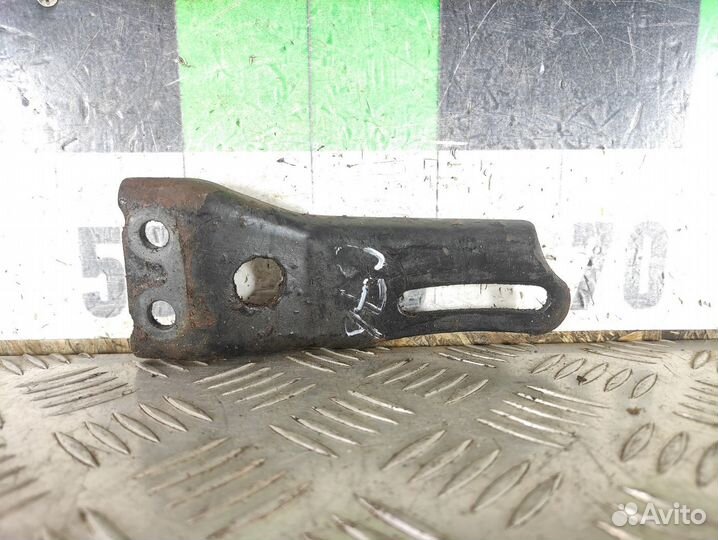 Кронштейн генератора Faw Vita