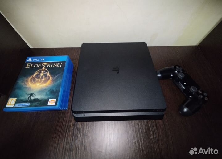 Sony playstation 4 slim
