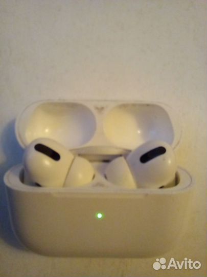 Беспроводные наушники Apple AirPods Pro (оригинал)