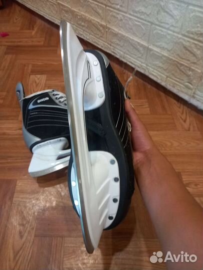 Коньки новые