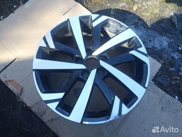 Диск литой Volkswagen Polo 6