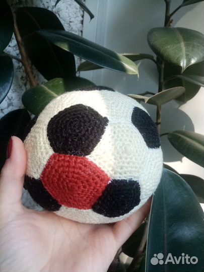 Вязаные мячи